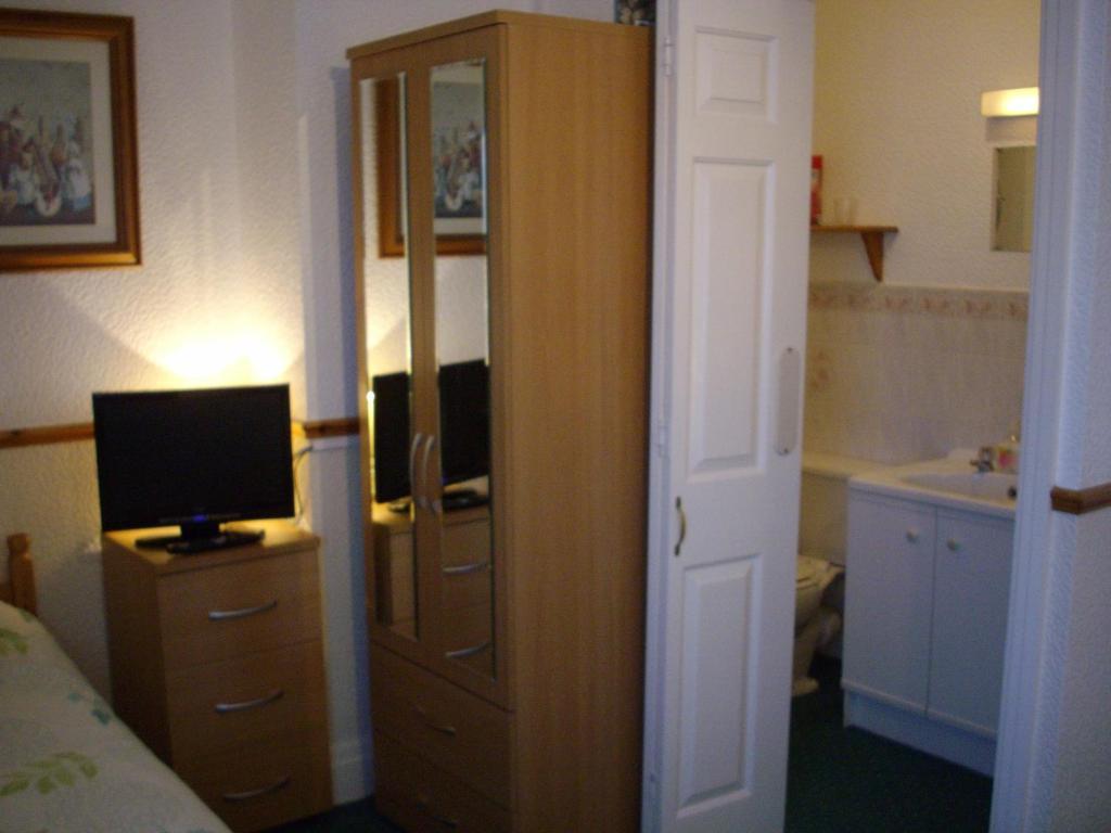 Sheridan Hotel Scarborough Room photo